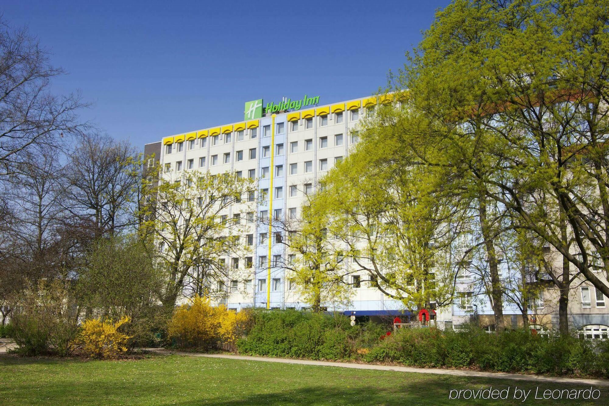 Moxy Berlin Humboldthain Park Ngoại thất bức ảnh
