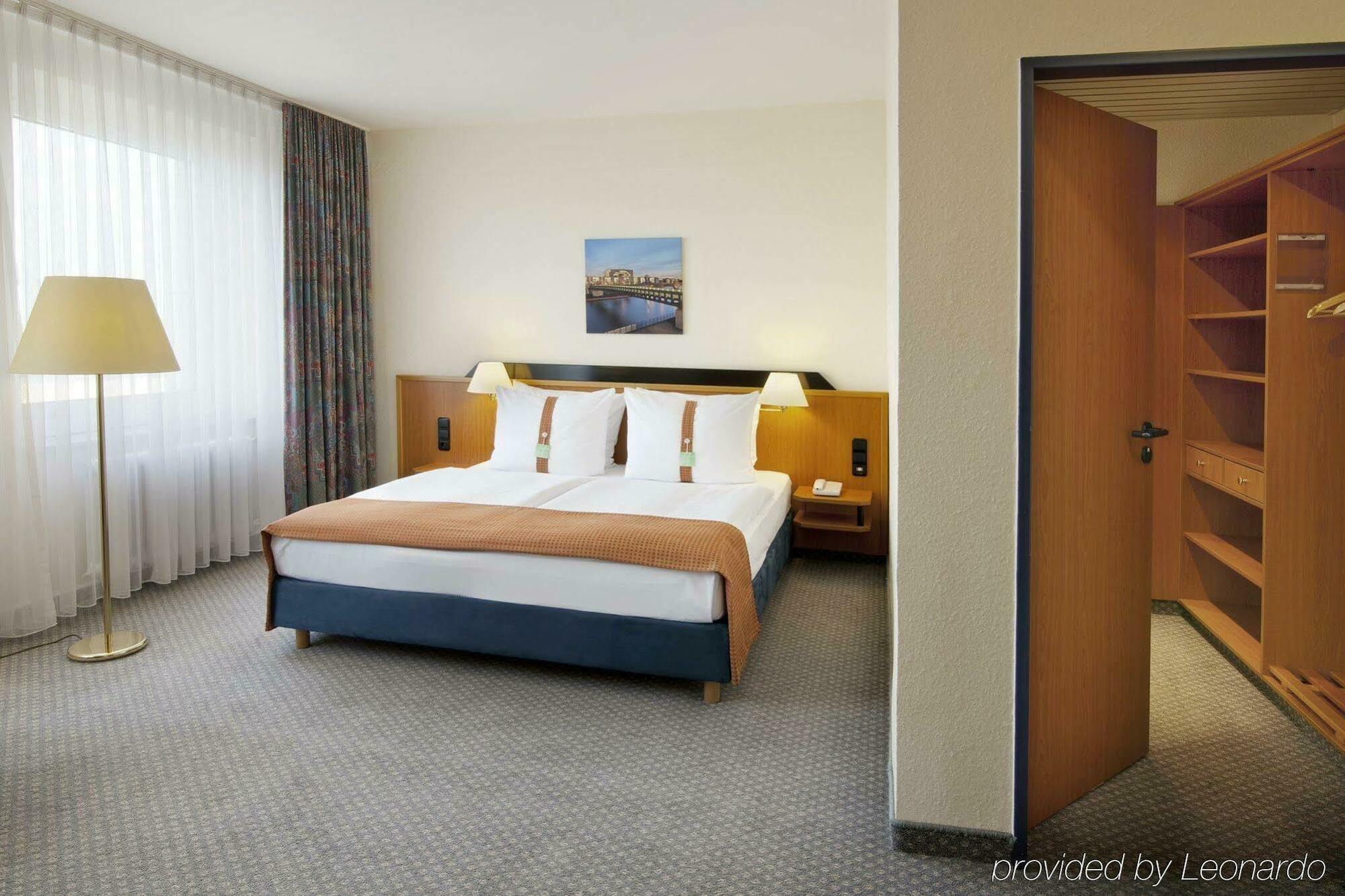 Moxy Berlin Humboldthain Park Ngoại thất bức ảnh